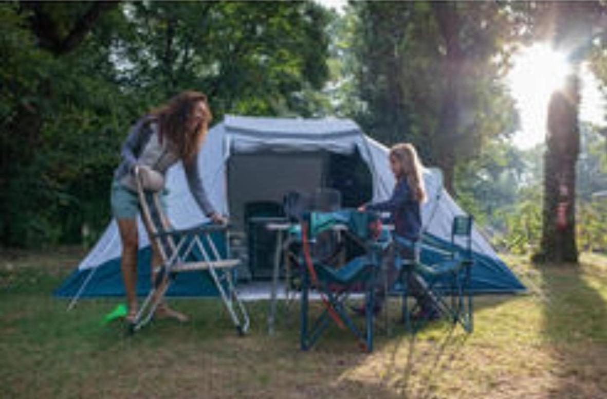 Les Hortensias grande tente familiale deux chambres et séjour vue mer sur camping nature Plestin-les-Grèves Exterior foto