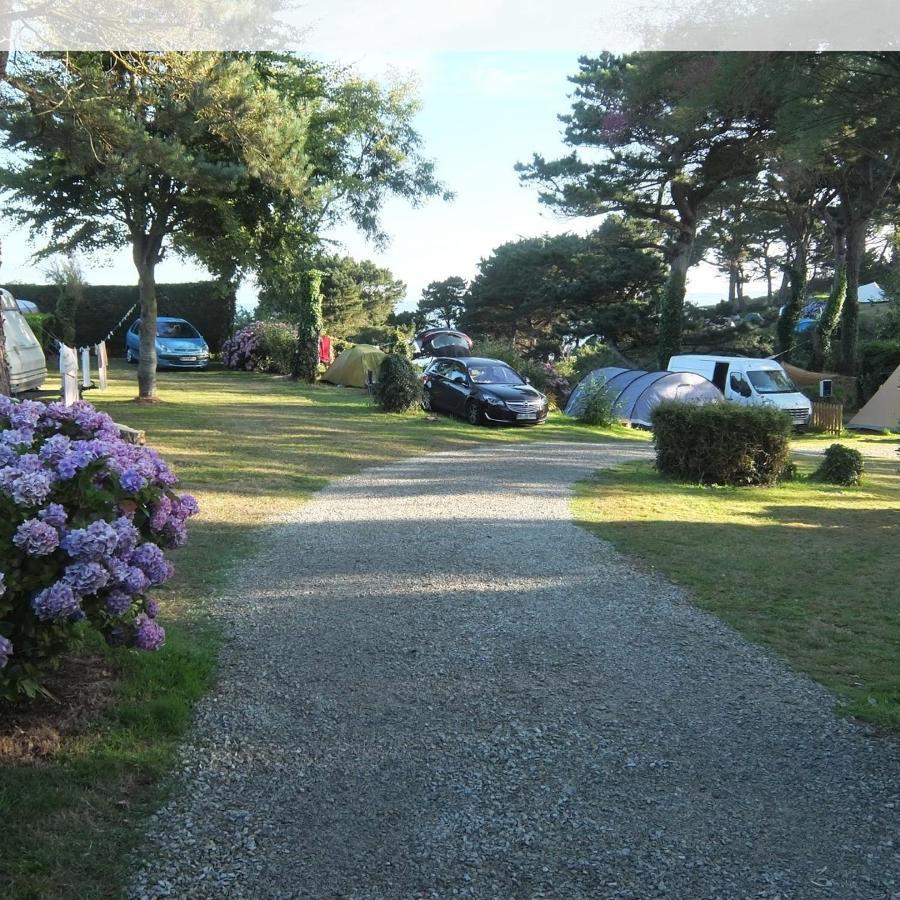 Les Hortensias grande tente familiale deux chambres et séjour vue mer sur camping nature Plestin-les-Grèves Exterior foto